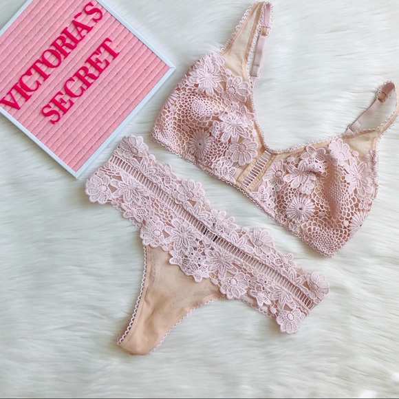 Victoria's Secret Other - Victoria’s Secret Pink and Nude Applique Set